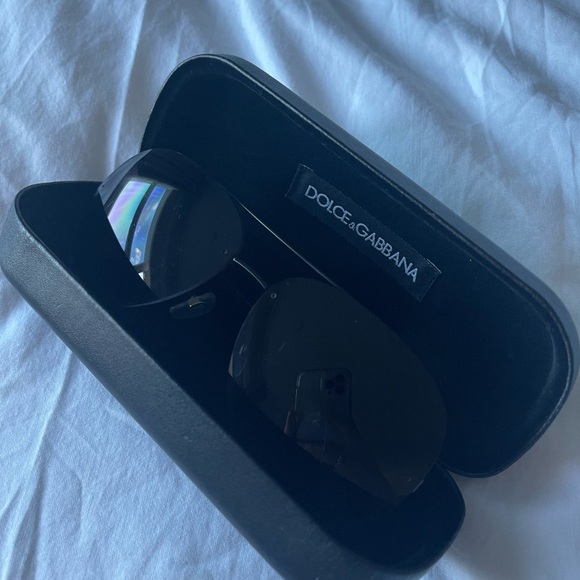 Dolce & Gabbana sunglasses - Picture 2 of 5